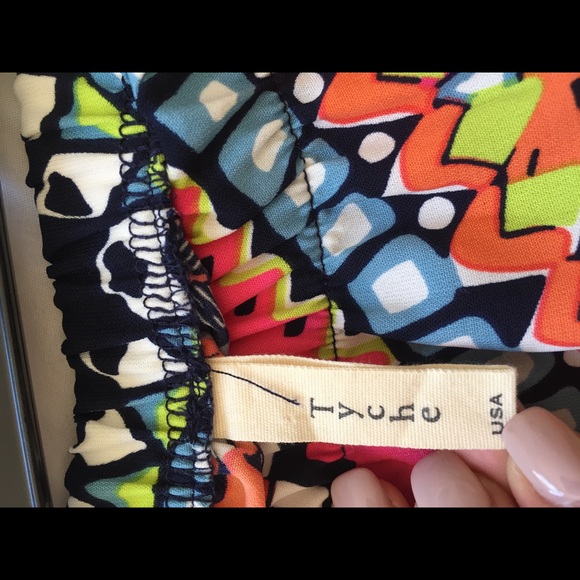 Tribal print off the shoulder short romper - Picture 2 of 2